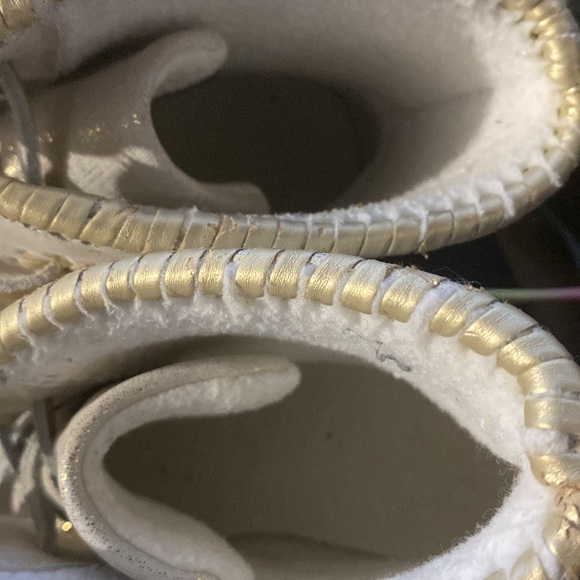 Beautiful Gold and Navy Blue Jack Roger’s Duck Boots - Picture 5 of 8